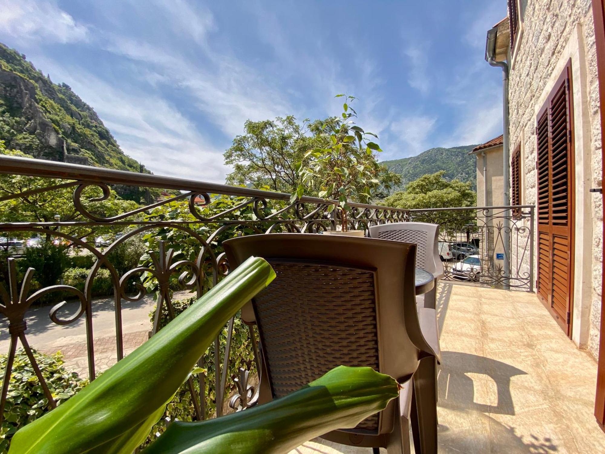 Fiumera Kotor Apartment Exterior foto
