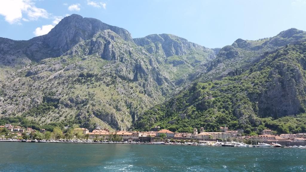 Fiumera Kotor Apartment Exterior foto